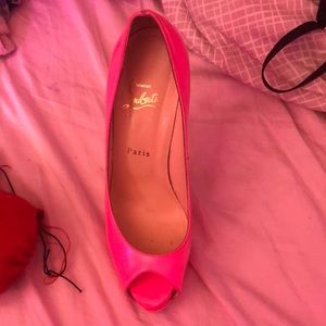 Hot pink Christian louboutins 39 1/2